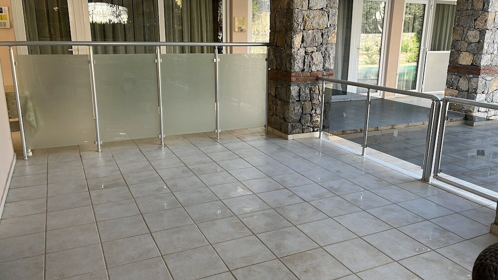 Фото Number 8, Olivia Apartments