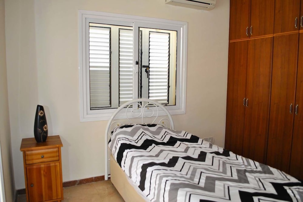 Фото Villa Thornburry by Amy Villas