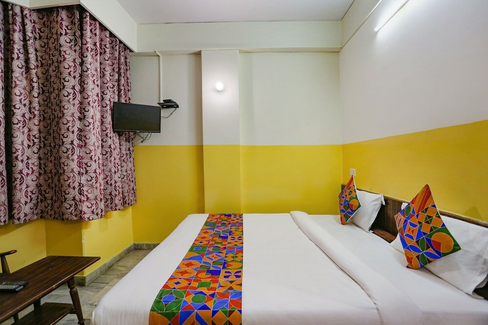 Фото Fabhotel Ashoka Inn