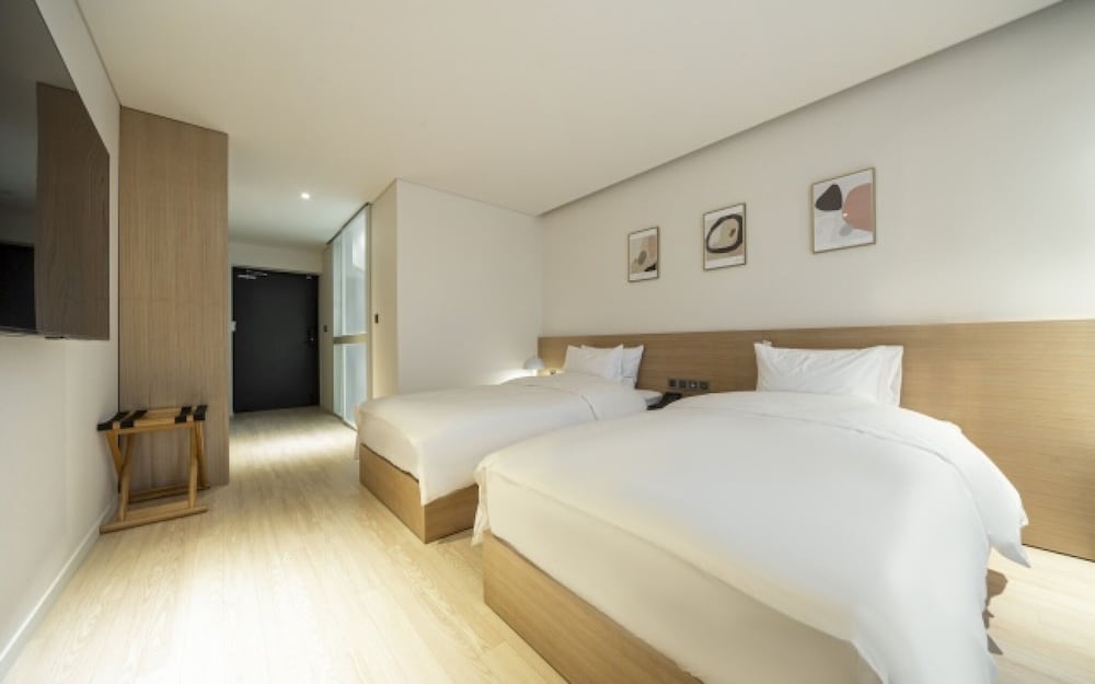 Фото Pohang Daejam-dong Hotel Noblion