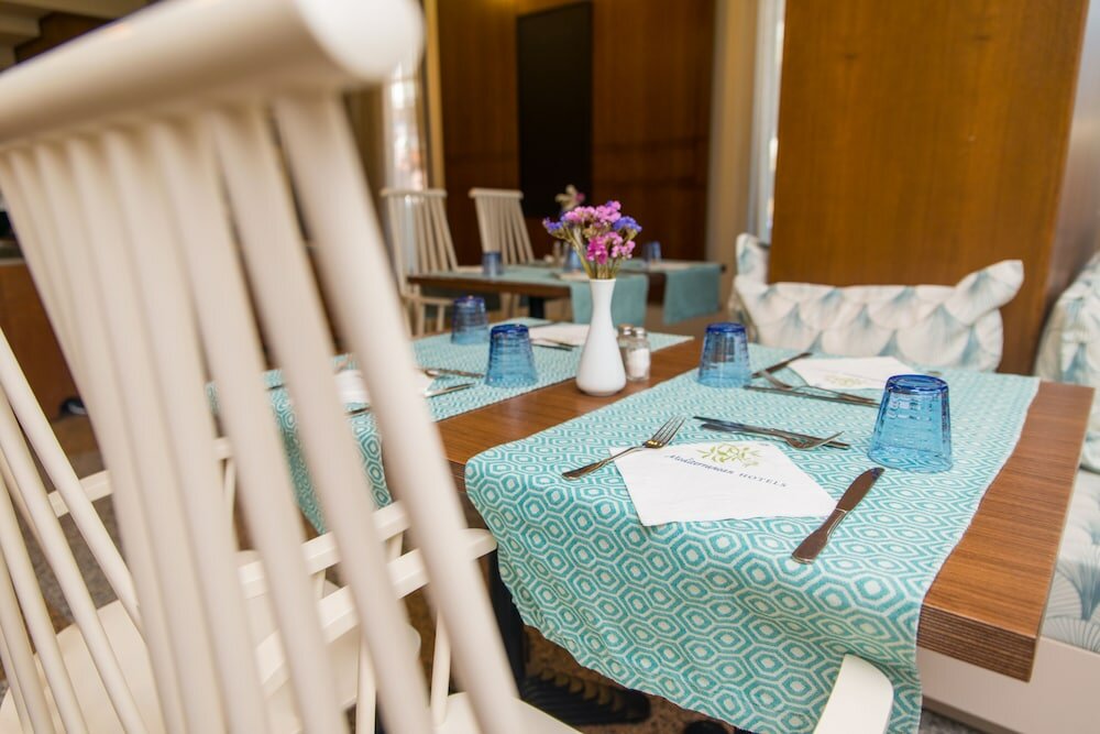 Фото Hotel Mediterranean Resort