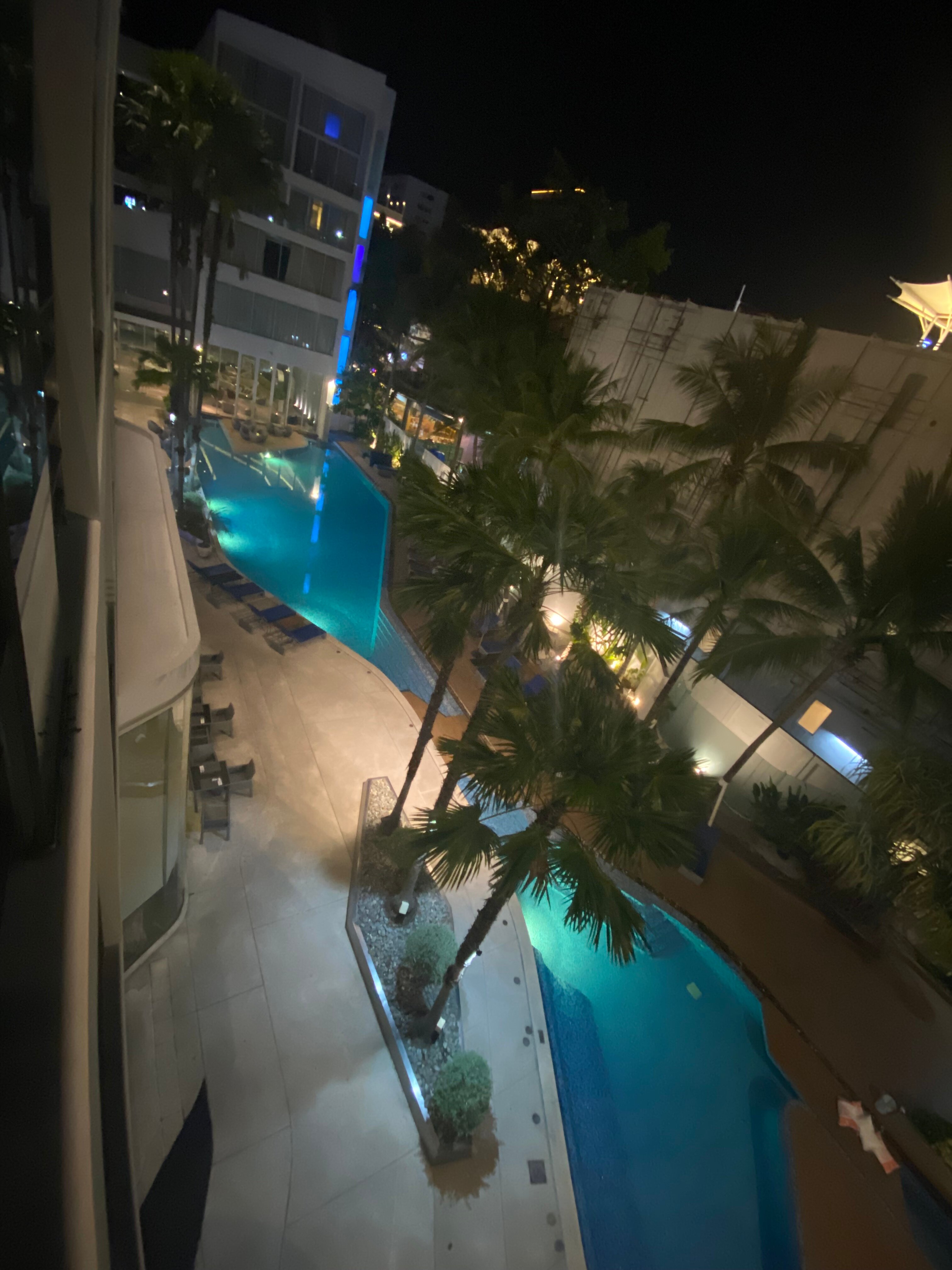 Фото Hotel Baraquda Heeton Pattaya