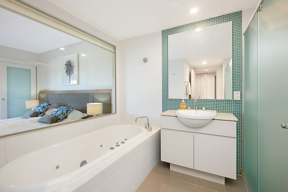 Фото Luxury Apartments at Salt Village