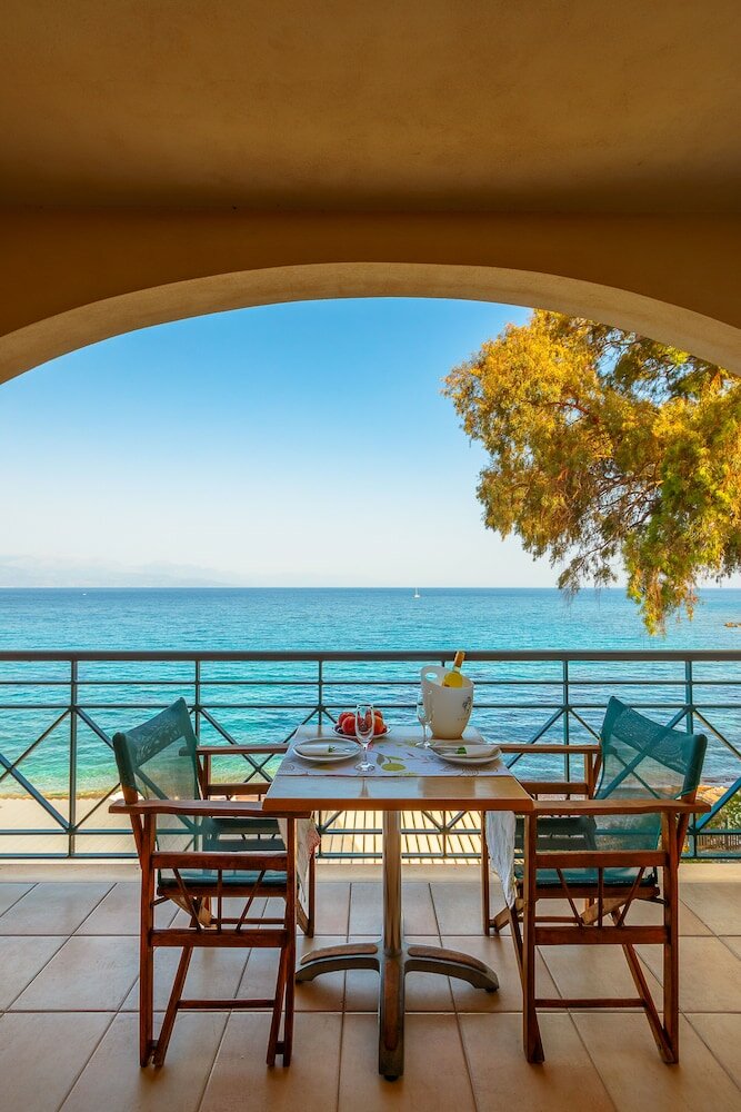 Фото Grekis hotel & Apartments