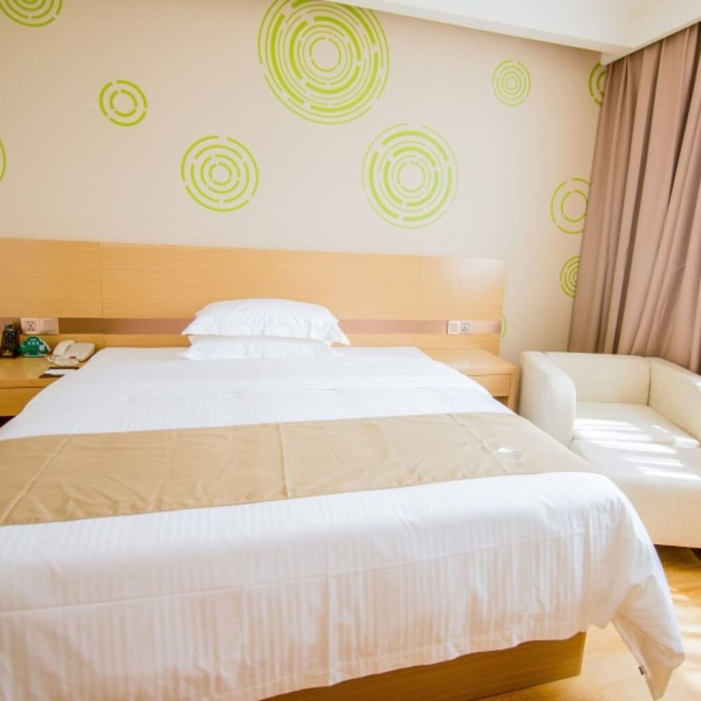 Hotel GreenTree Inn Nantong Tongzhou Zhangzhishan Town Deli Square Express Hotel, Jiangsu, photo