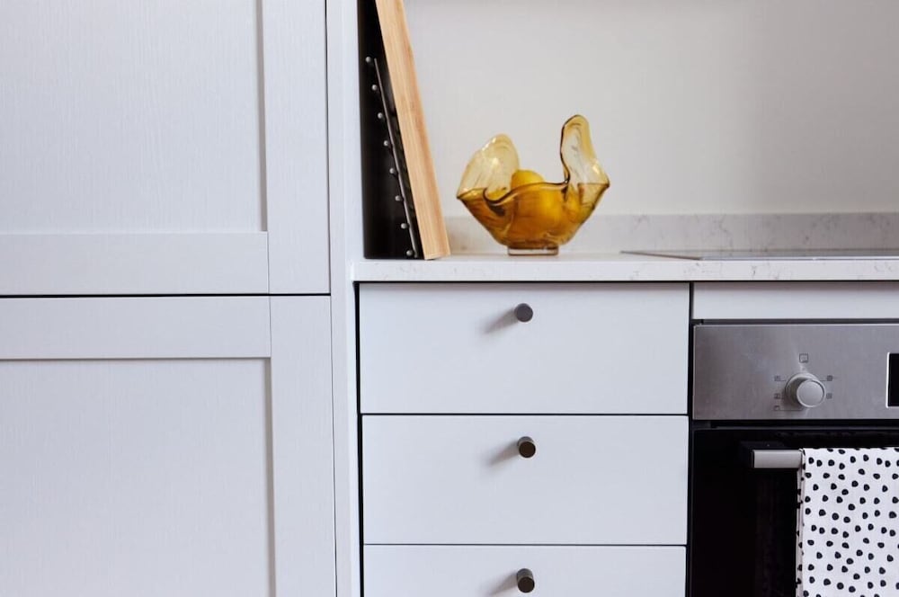 Фото The Battersea Crib - Dazzling 3bdr Flat With Garden