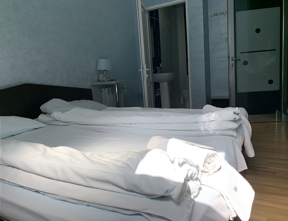 Фото Domino Yerevan Hostel and Tours