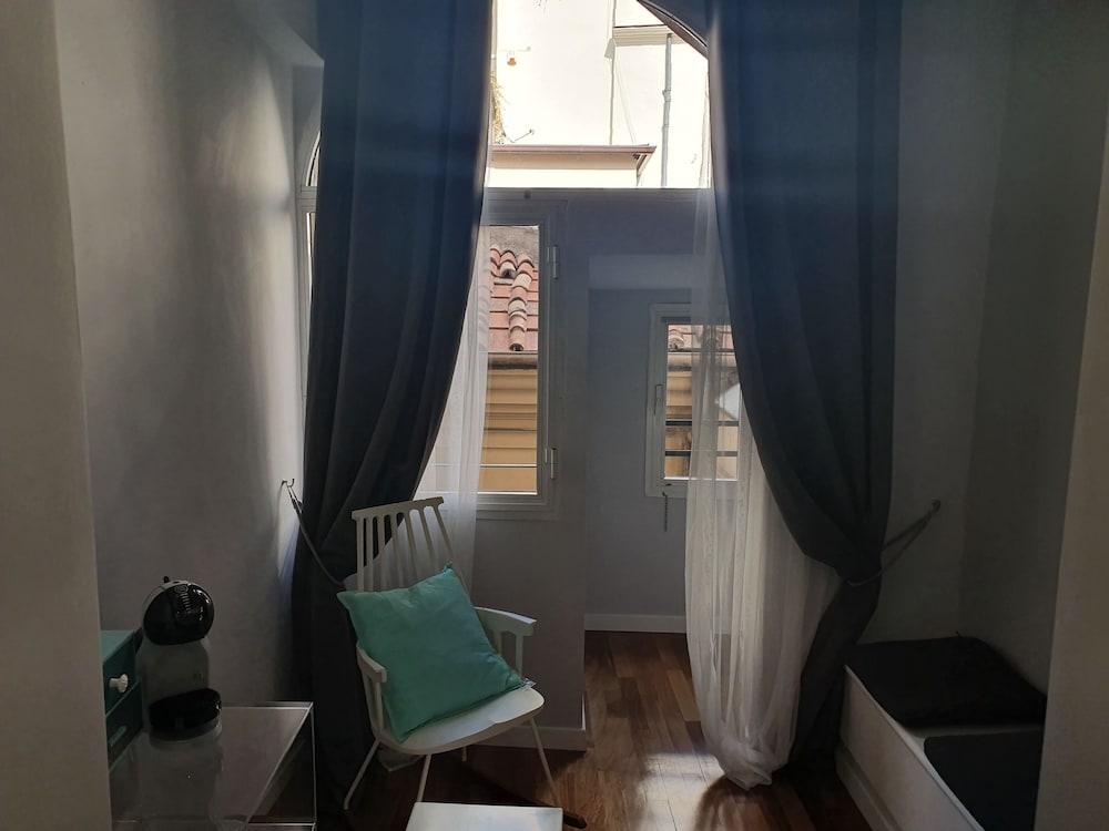 Фото Delsi Inn Piazza di Spagna 32