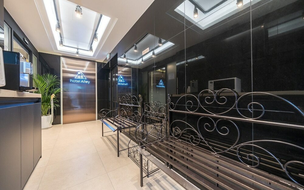 Фото Shinchon Alley