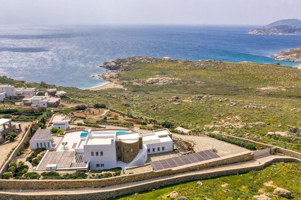 Фото Crystal Villa 6 Bedroom