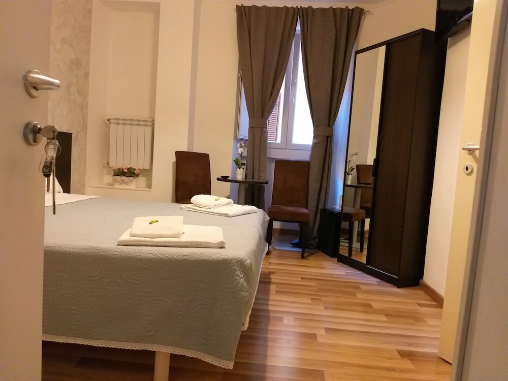 Фото A Home in Rome