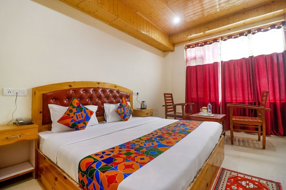 Фото Fabhotel Castle Rock