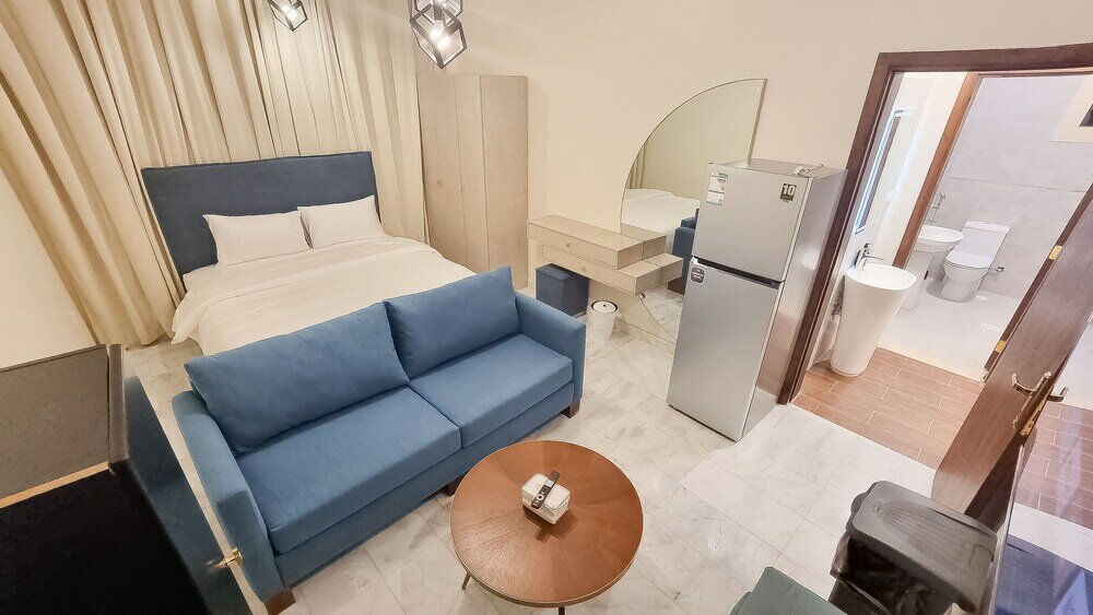 Фото Hometel Alfaysaliyah