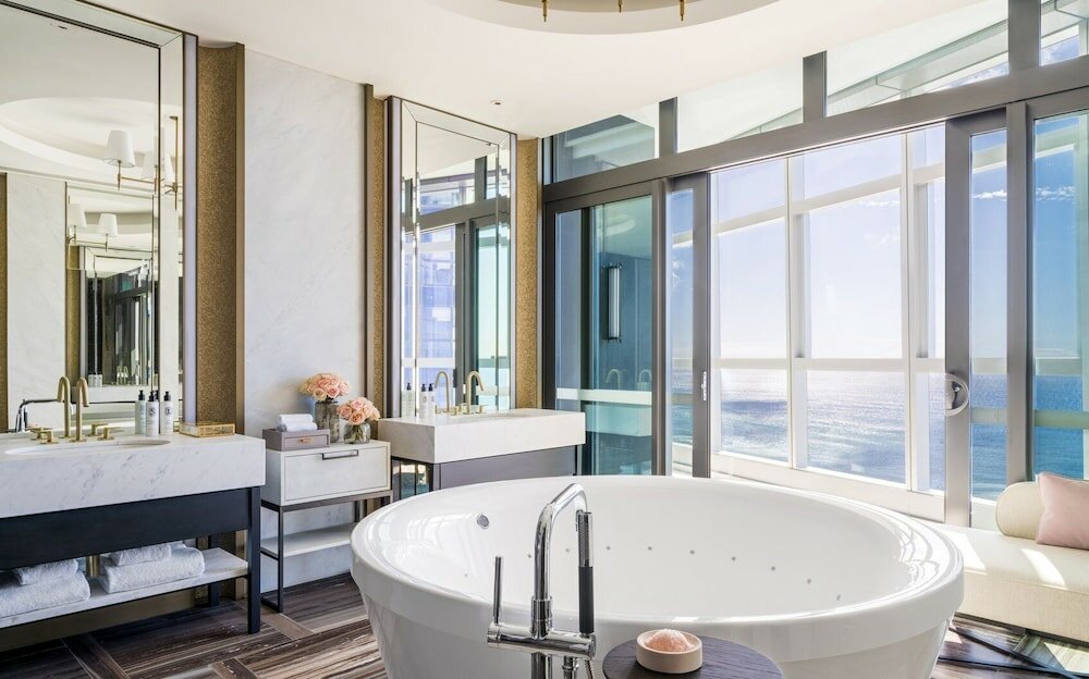 Фото The Langham Gold Coast