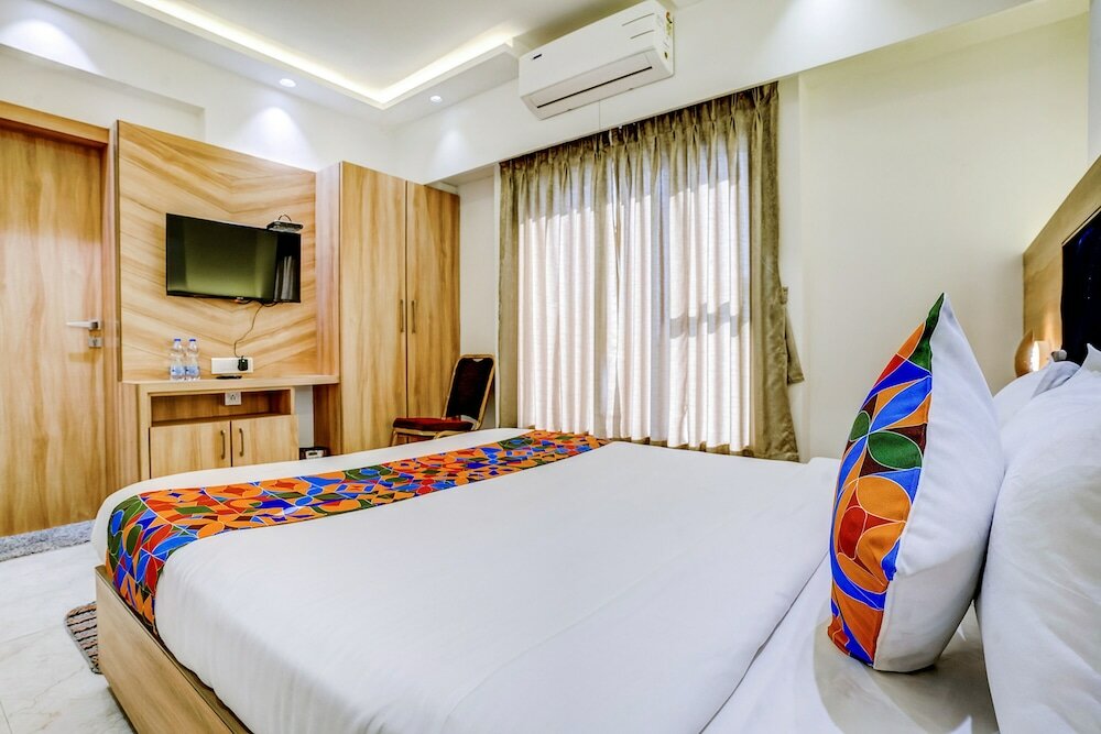 Фото Fabhotel Pancharatna Regency