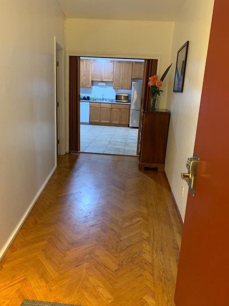 Фото Affordable Private Rooms near Berkeley