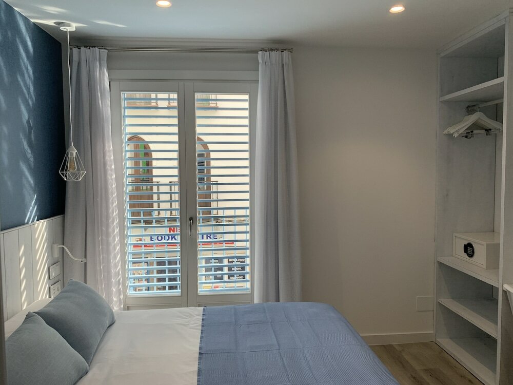 Фото Nerja Casual Rooms