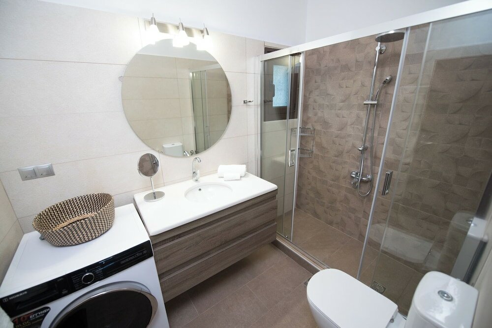 Фото Tony's villa with private pool