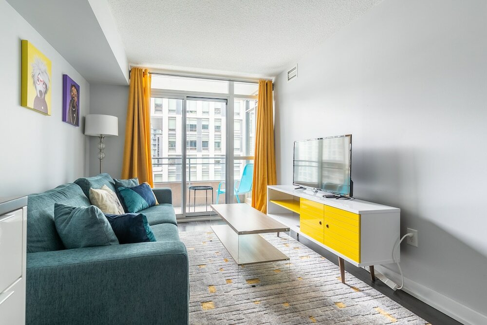 Фото SkyTree - Condos in Heart of Downtown