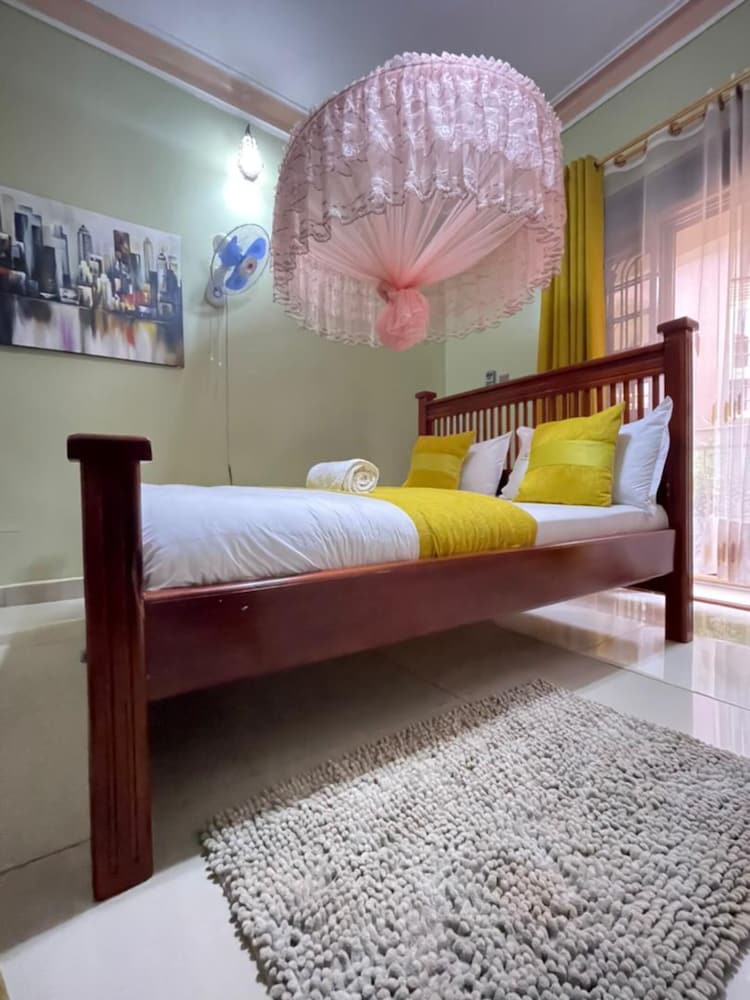 Фото Katro City Suites