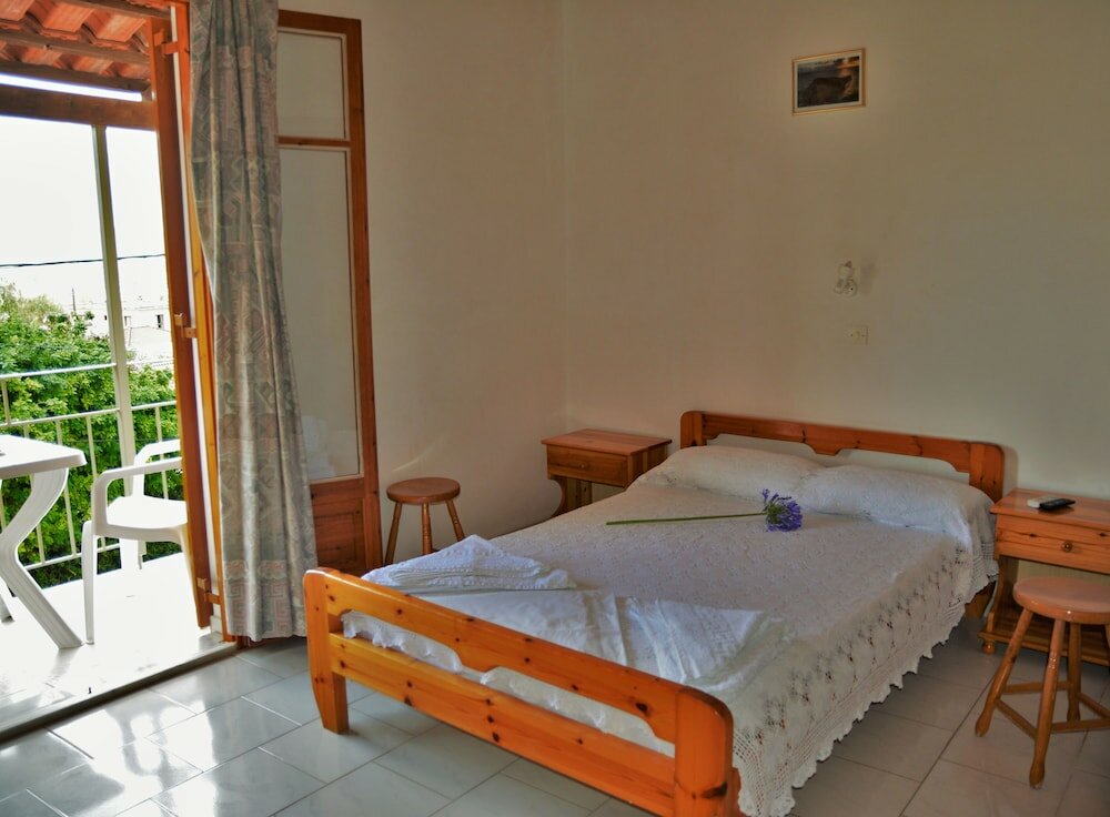 Фото Petros Giatras - Rooms