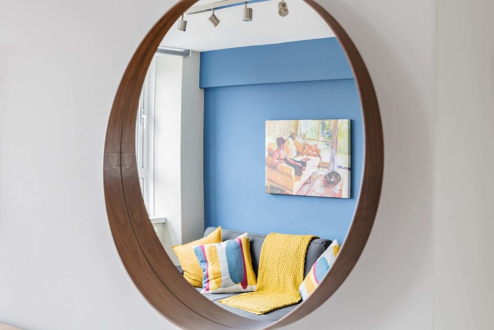 Фото Modern 3 Bedroom Apartment in Holborn