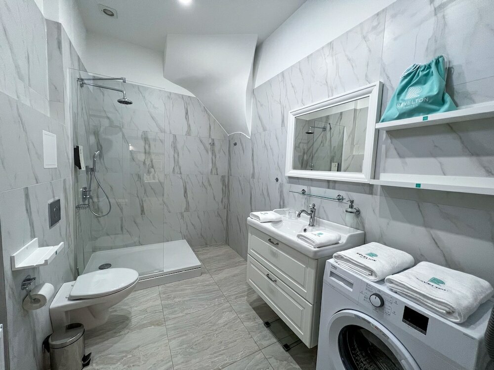 Фото Revelton Suites Riga