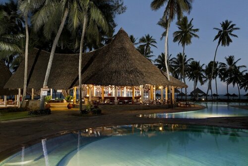 Гостиница Neptune Paradise Beach Resort & SPA в Кении