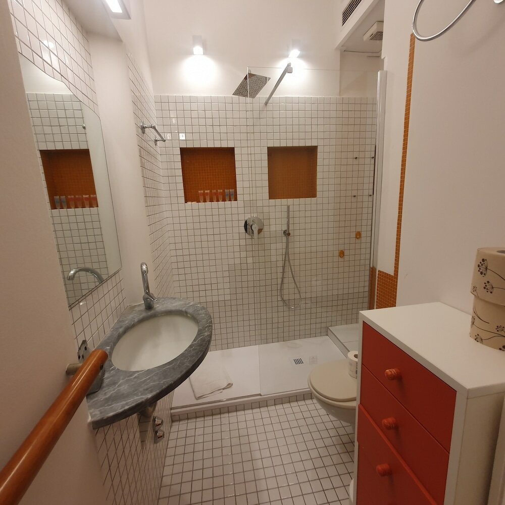 Фото BnButler - Visconti di Modrone 18