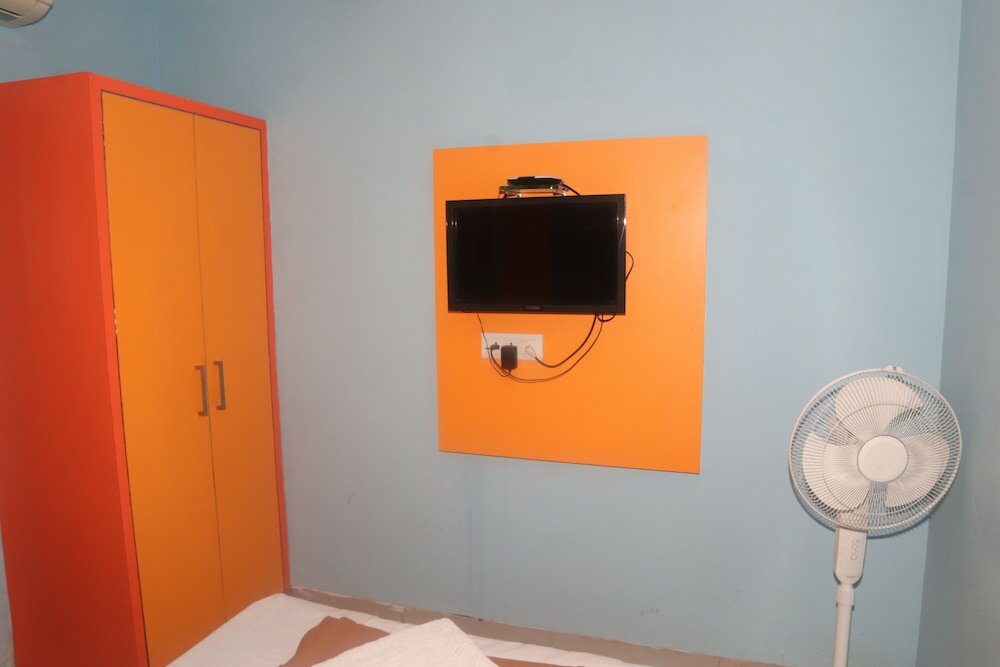 Фото IROOMZ Hotel Shree Krishna Palace