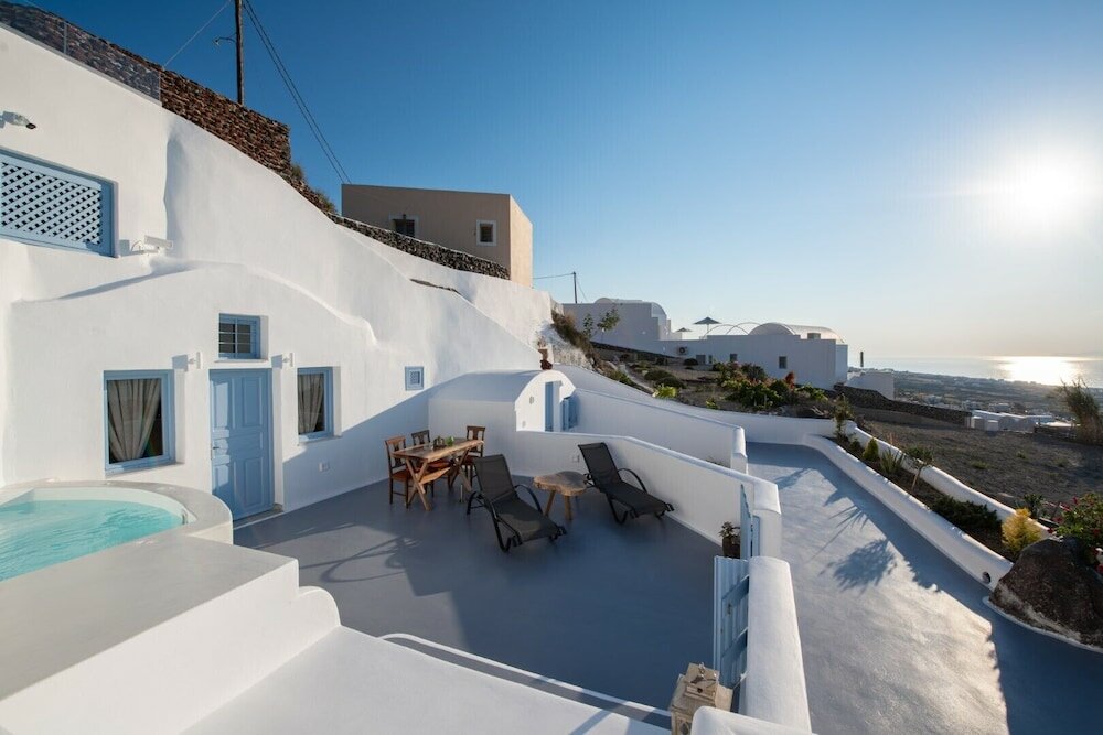 Фото Sun Angelos Oia - Luxury Cave Suites