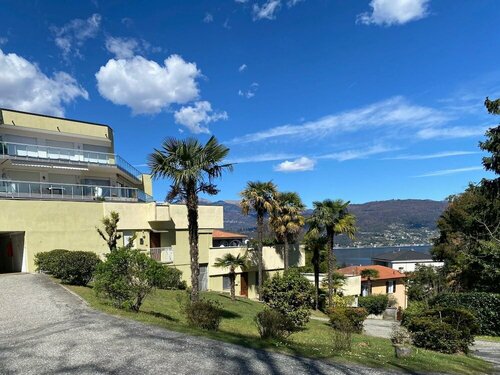 Апартаменты Marconi Lake View Apartment in Baveno в Бавене
