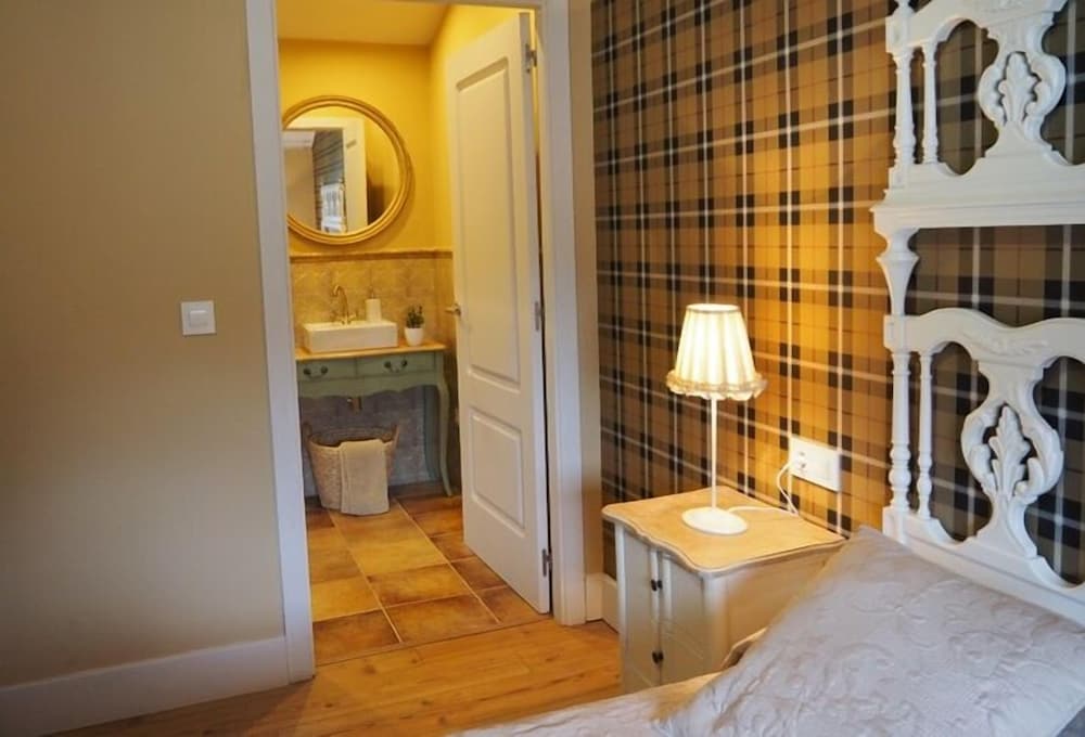 Фото Apartamentos Turísticos la Calleja