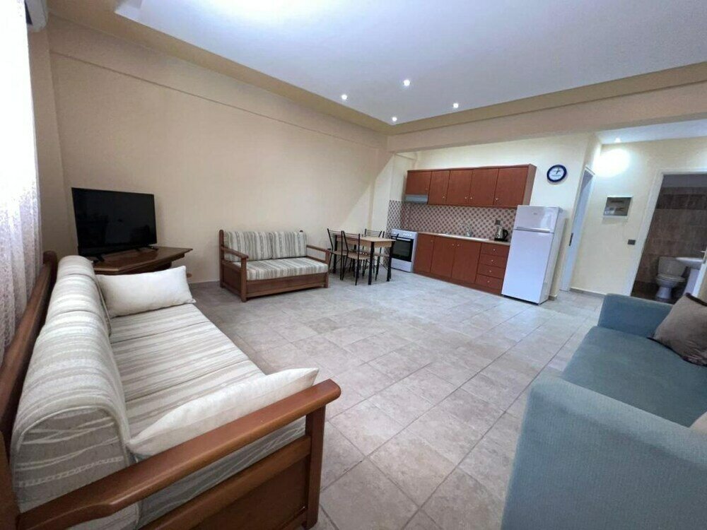 Фото Family Apartment in Kalithea