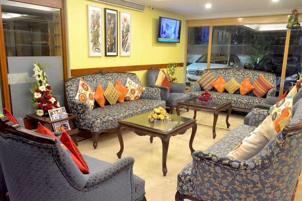 Фото The Emerald Hotel & Executive Apartments