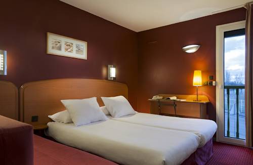 Фото Sky Hotel Goussainville