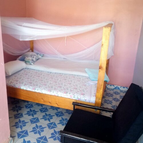 Гостиница Acaliputo Guest House