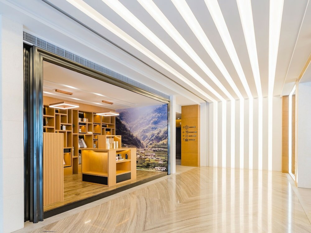 Фото Atour Hotel Yuyang West Road Yulin