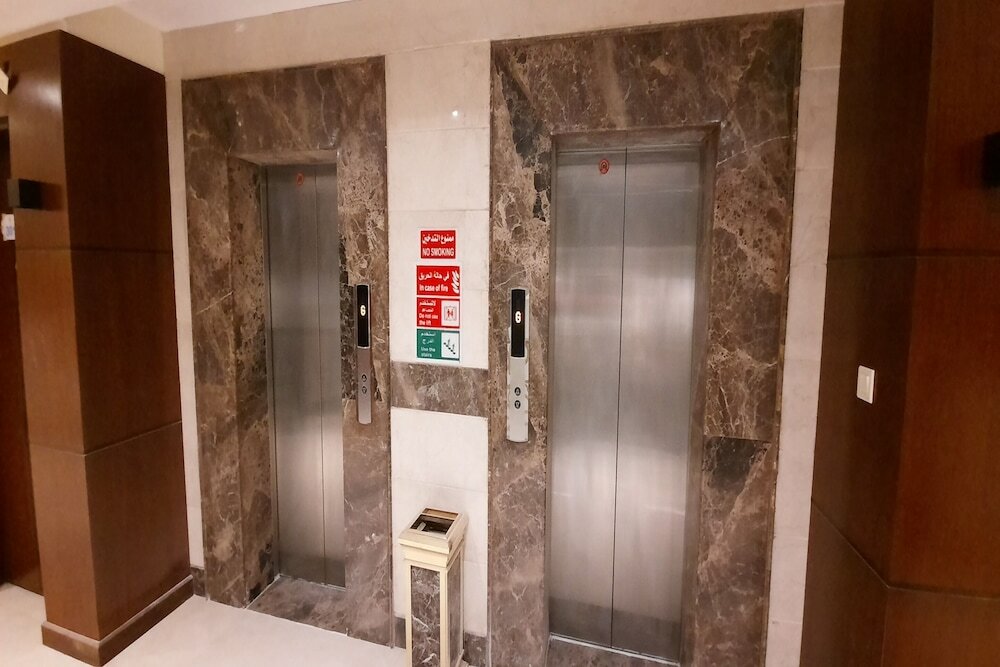 Фото The Blue Rose Hotel - الورده الزرقاء للوحدات السكنيه