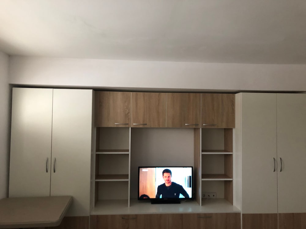 Фото Palace Deluxe Hotel