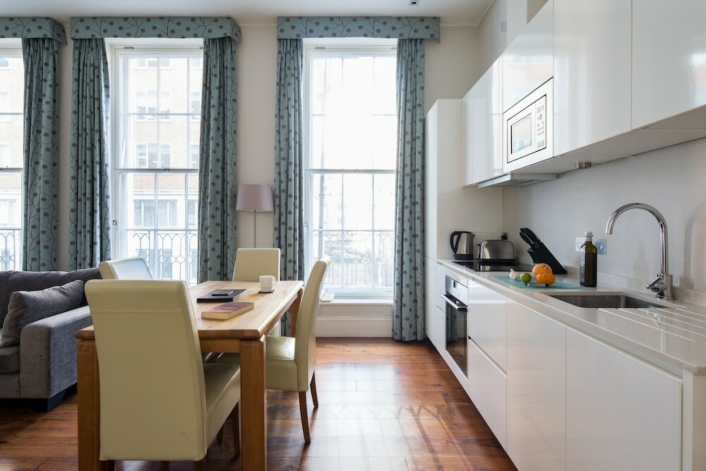 Фото Tavistock Place Apartments