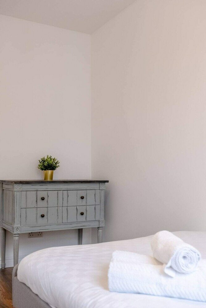 Фото Charming 2 Bedroom in Hackney