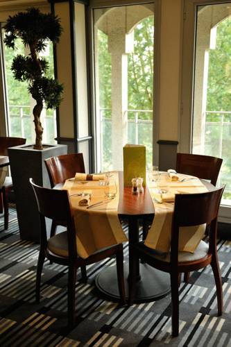 Фото Hôtel Mercure Rouen Centre Champ de Mars