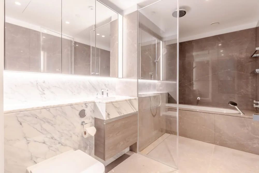 Фото Luxurious 1bd Flat by the River Thames Near Vauxhall