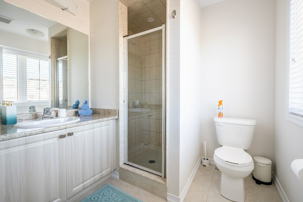 Фото New 3br Townhouse, Minutes to Niagara Falls and Brock University by Globalstay