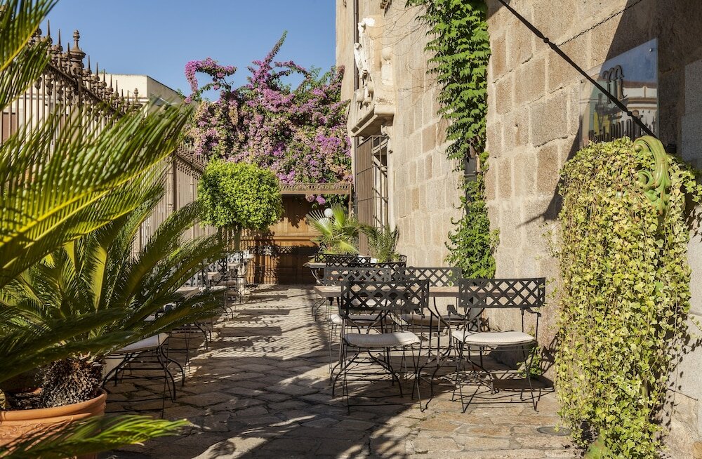 Фото Hotel Ilunion Mérida Palace