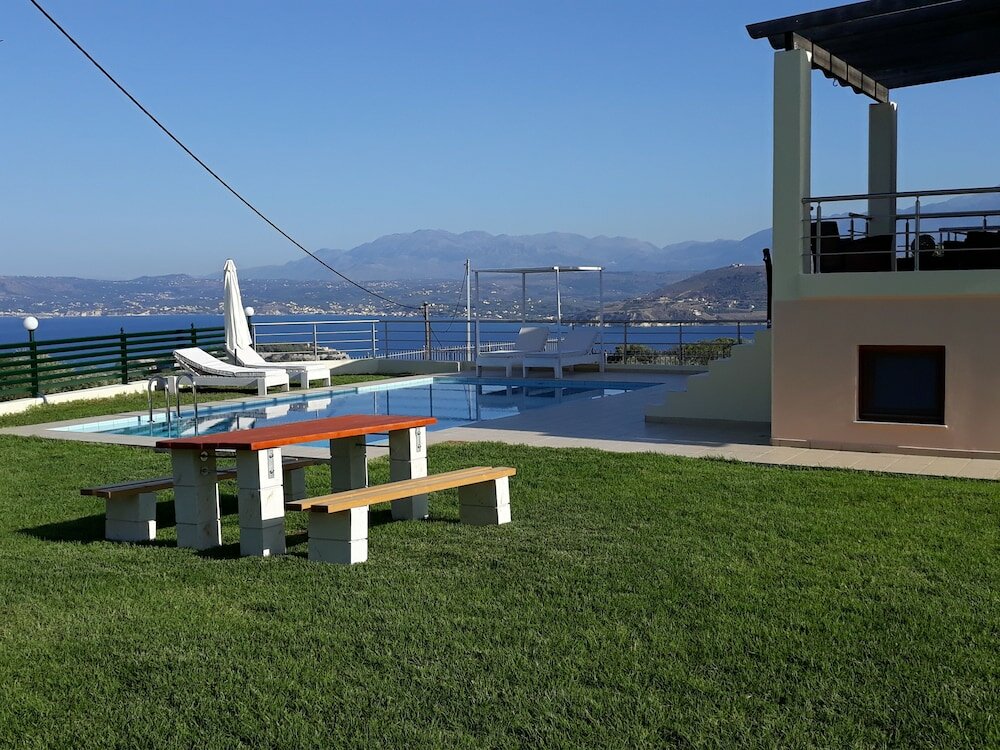 Фото Villa Roula 3br Sea view Viila in Chania