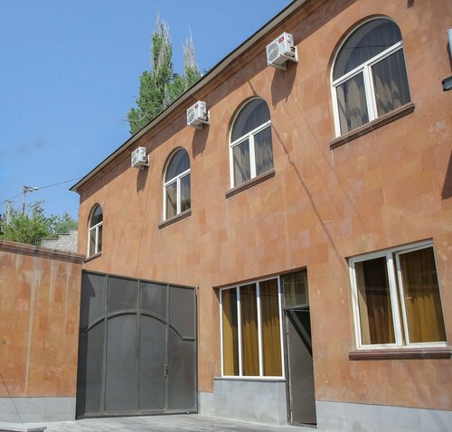 Отель Red Yerevan в Ереване