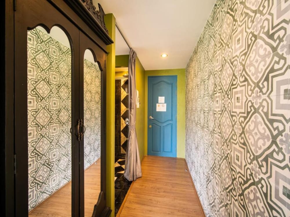 Фото Sky Lantern Hotel