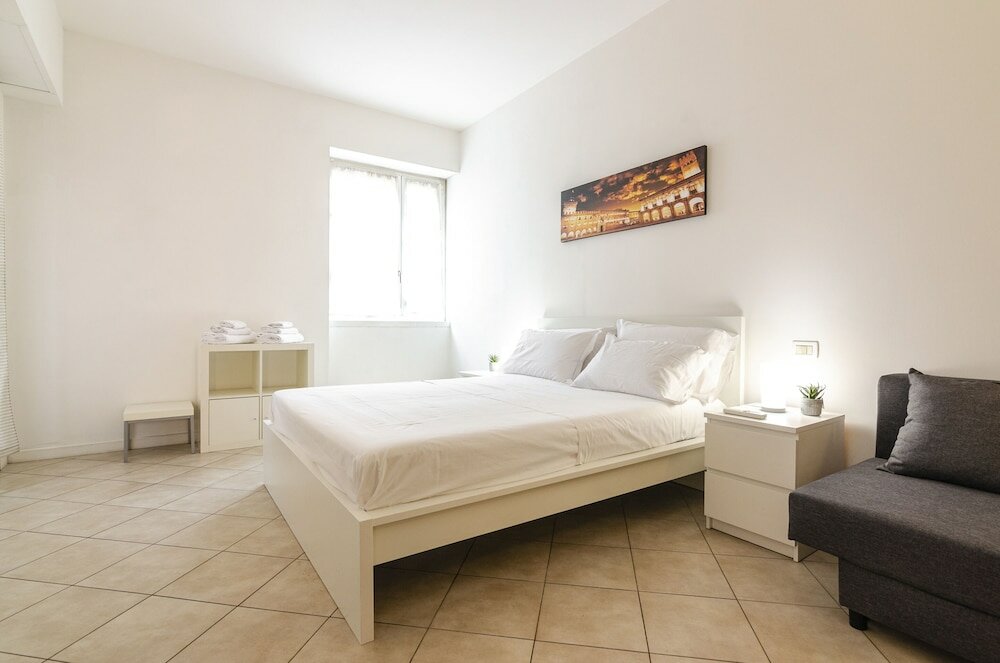 Фото Appartamento A Pochi Passi Da Palazzo Pallavicini